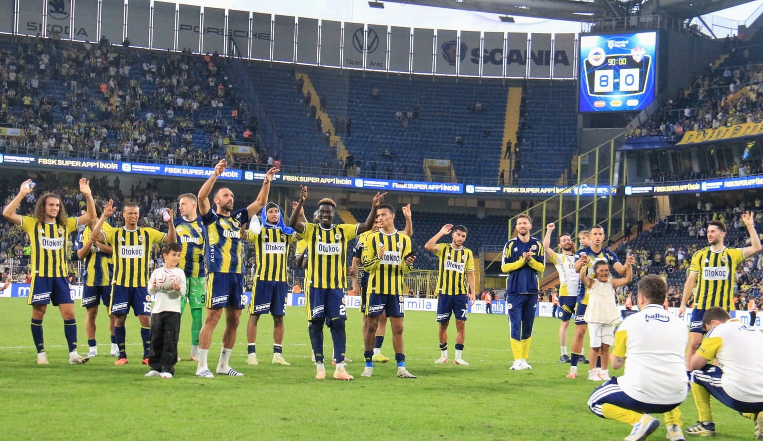 Fenerbahçe'den Tarihi Fark