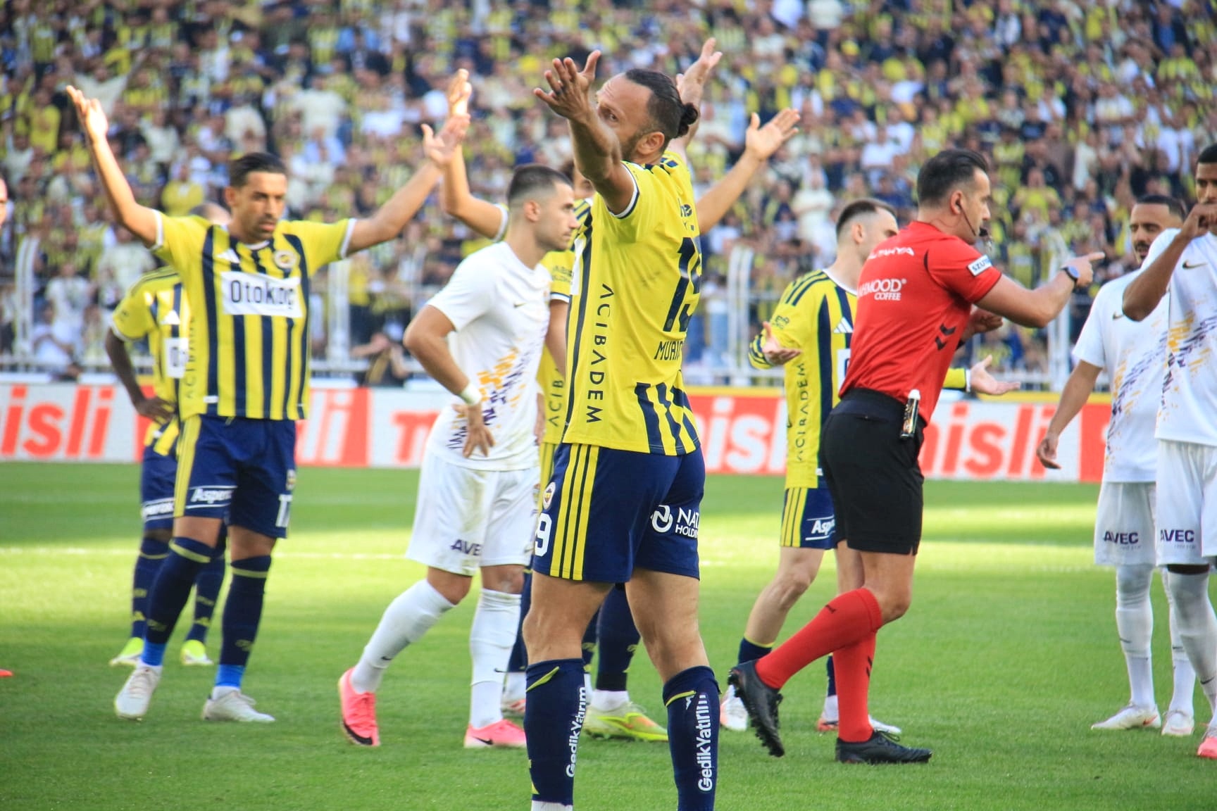 Fenerbahçe'den Tarihi Fark fotoğrafı