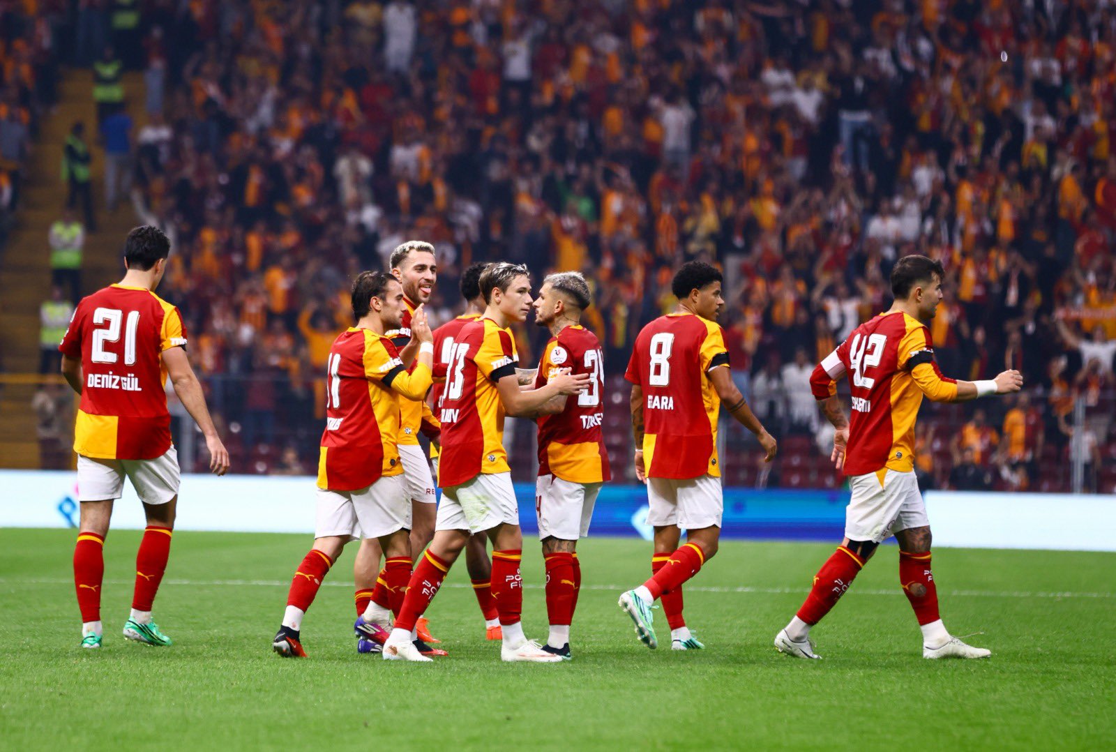 Galatasaray’dan 10 Kişiyle Son Dakikada