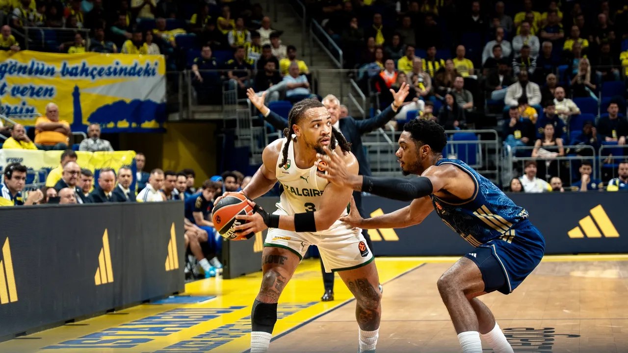 Fenerbahçe Beko'dan EuroLeague'de Farklı Zafer!