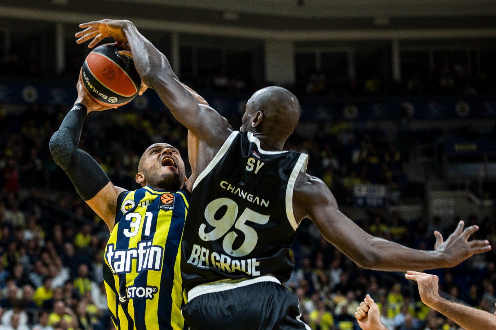 Fenerbahçe Tarfin'den EuroLeague'de Rekor Galibiyet!