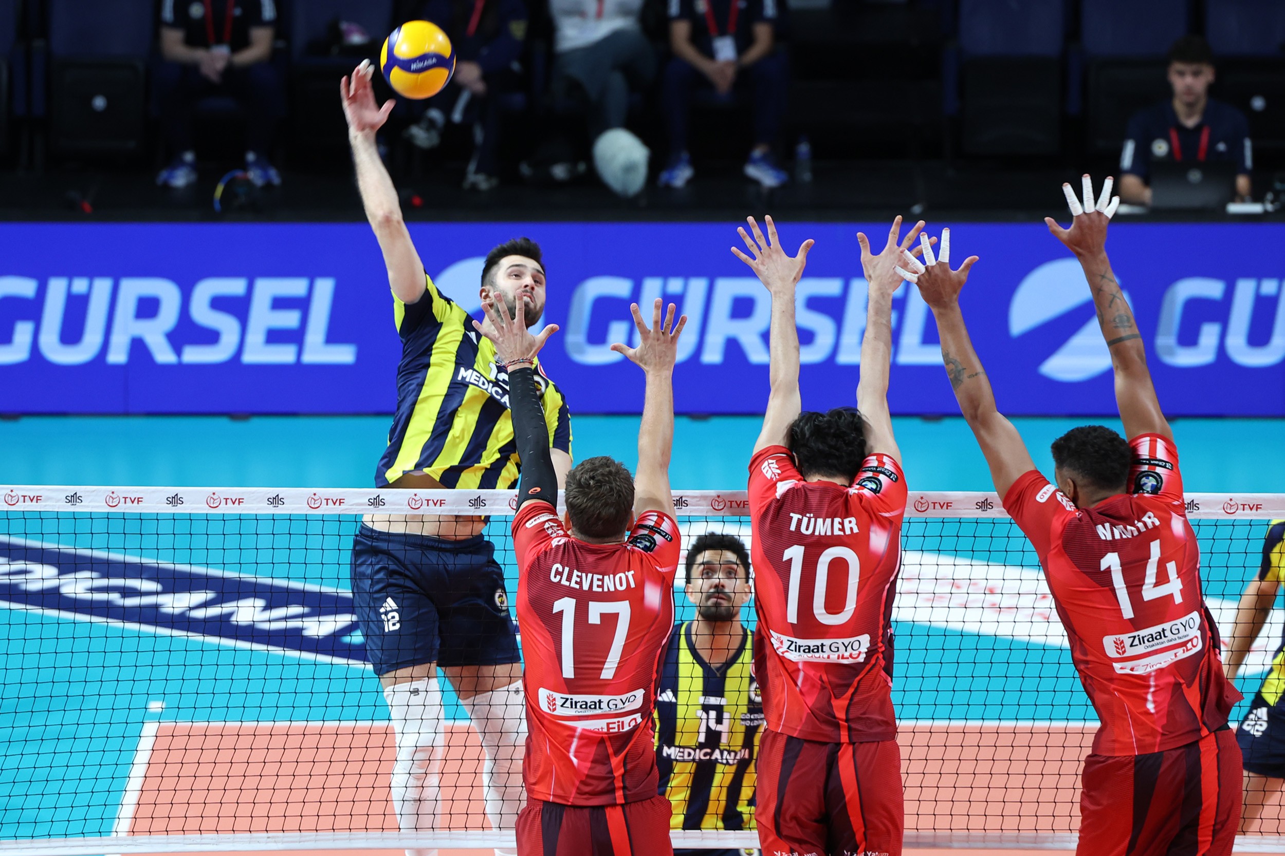 Efeler Ligi'nde Sezon Başladı