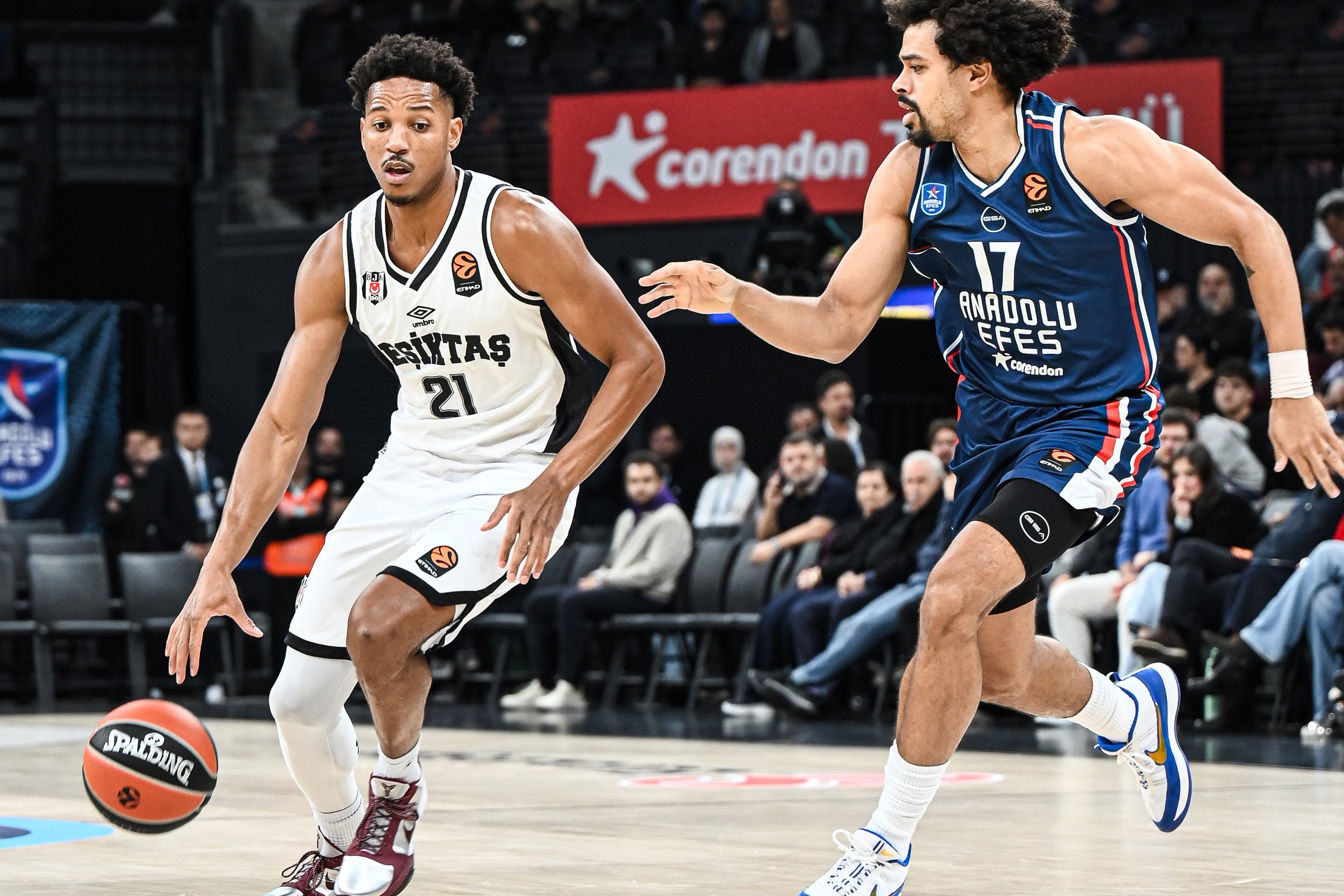 Anadolu Efes, Beşiktaş Derbisinde Kazandı
