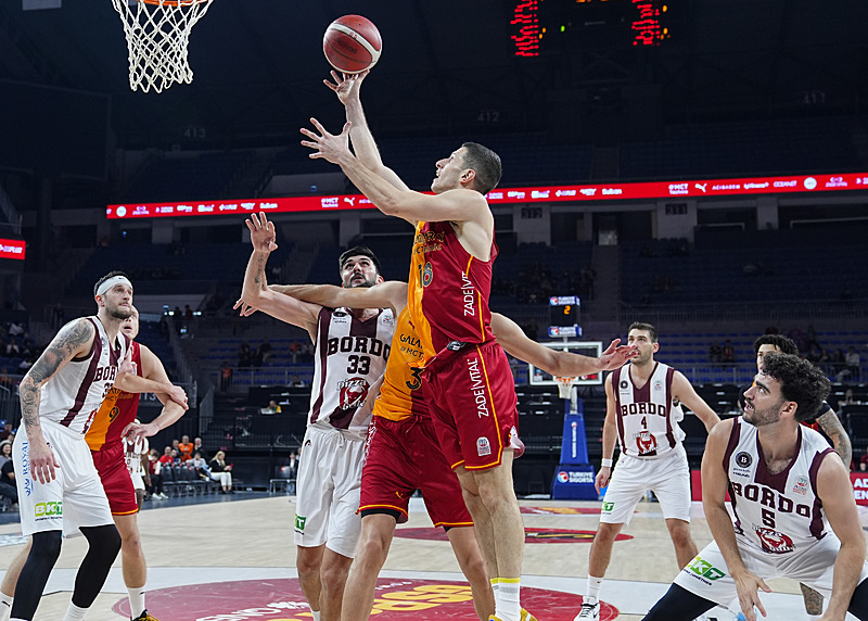 Galatasaray’dan Bordo Bandırma’ya 34 Sayılık Fark