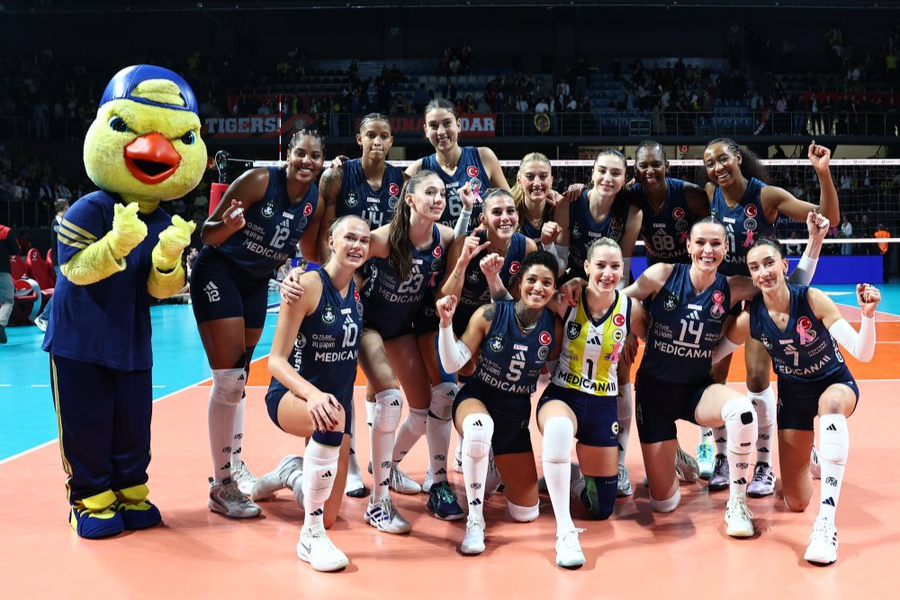 Sultanlar Ligi’nde Derbi Fenerbahçe’nin