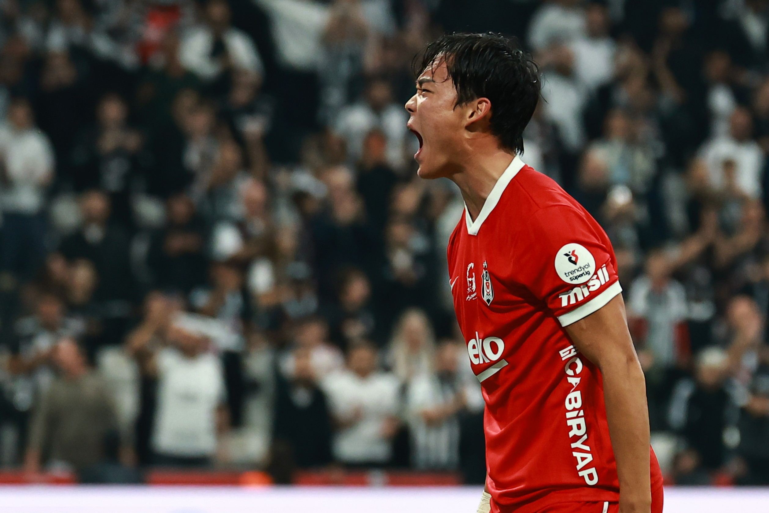 Beşiktaş, Başakşehir karşısında ikinci yarıda güldü