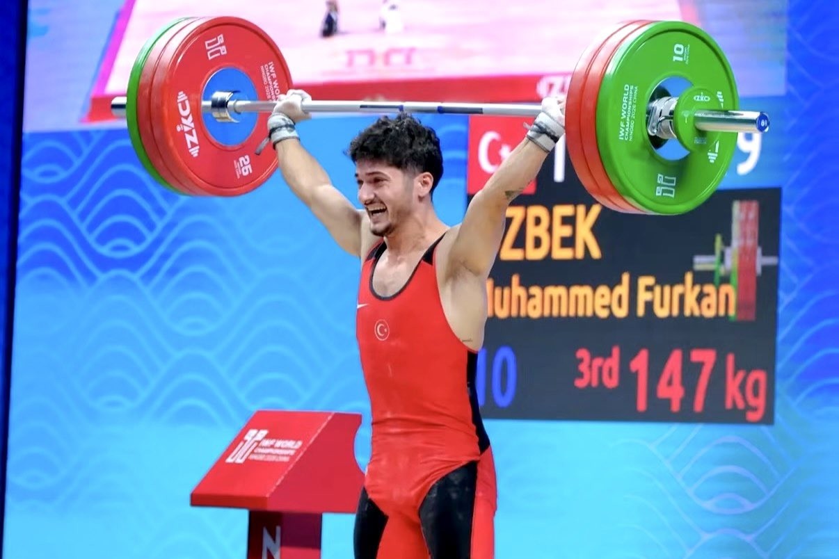 Muhammed Furkan Özbek dünya ikincisi oldu!